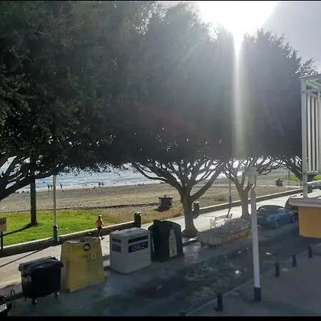 Beachfront House Holiday home