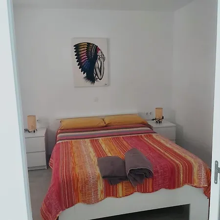 Beachfront House بيت للعطل