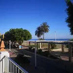 Prázdninový dům Beachfront House *