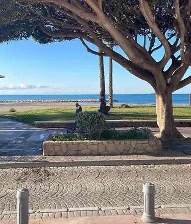Beachfront House 別荘 マラガ